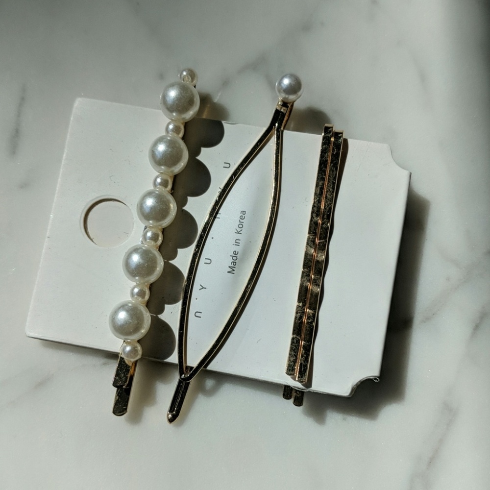 Set of 3 Pearl Barrettes Hair Clips